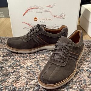 NWB - Clarks Unstructured Men's Dark Brown/Grey Sneakers